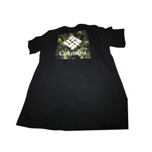 Columbia Sportswear Short Sleve T- Shirt. Size L Logo On Front, Pattern On Back.